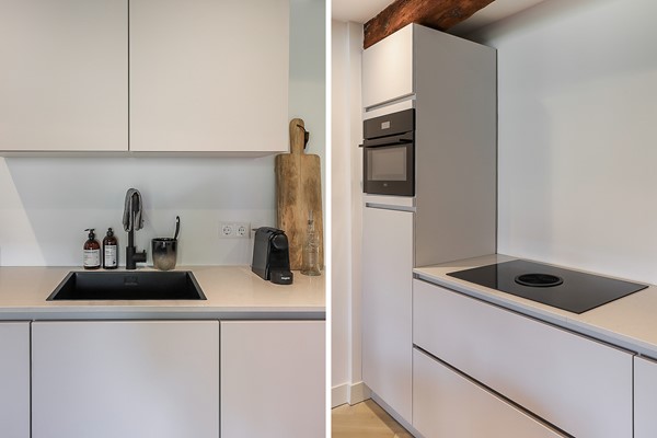 Medium property photo - Nieuwezijds Voorburgwal, 1012 RZ Amsterdam